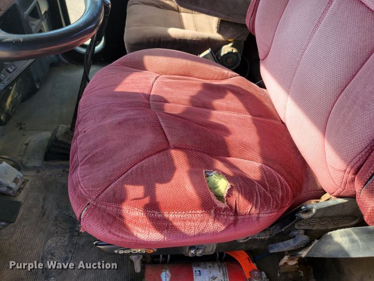 image for item JC9628 1999 Peterbilt 377  truck cab and chassis