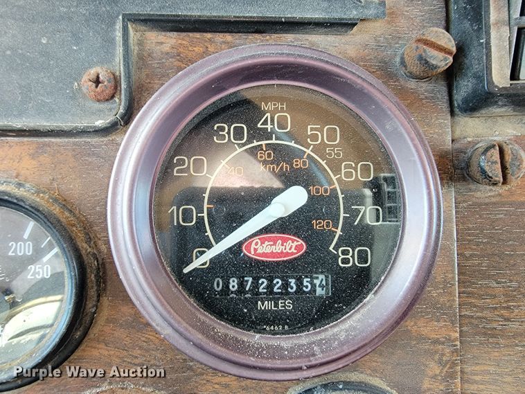 image for item JC9628 1999 Peterbilt 377  truck cab and chassis