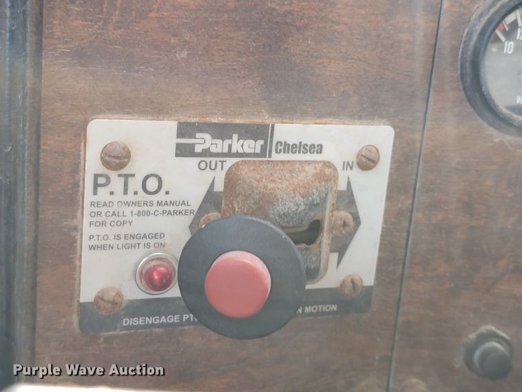 image for item JC9628 1999 Peterbilt 377  truck cab and chassis