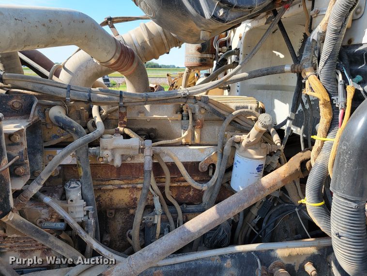 image for item JC9628 1999 Peterbilt 377  truck cab and chassis