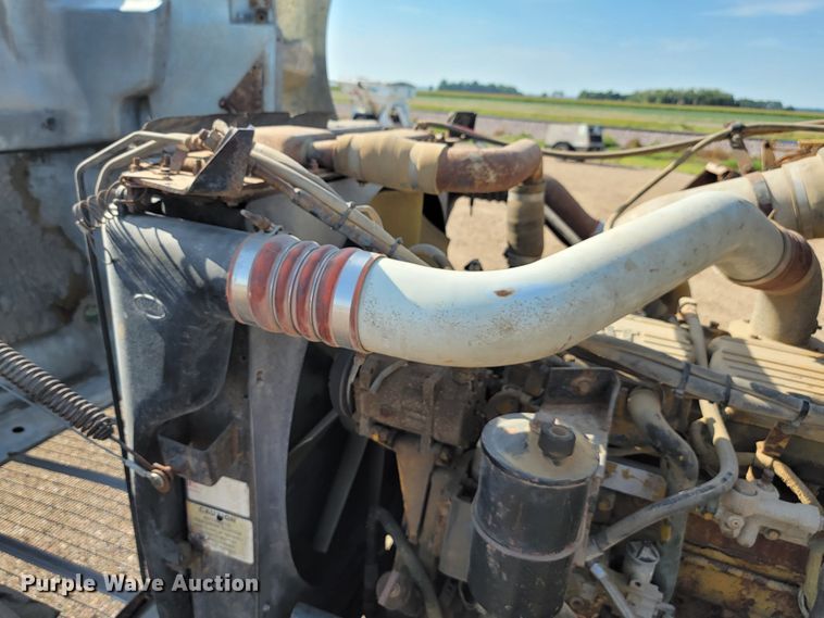 image for item JC9628 1999 Peterbilt 377  truck cab and chassis