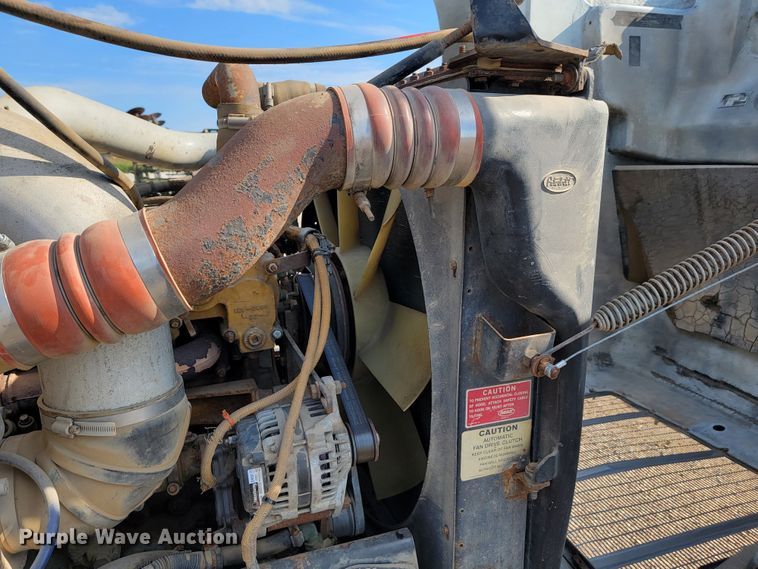 image for item JC9628 1999 Peterbilt 377  truck cab and chassis