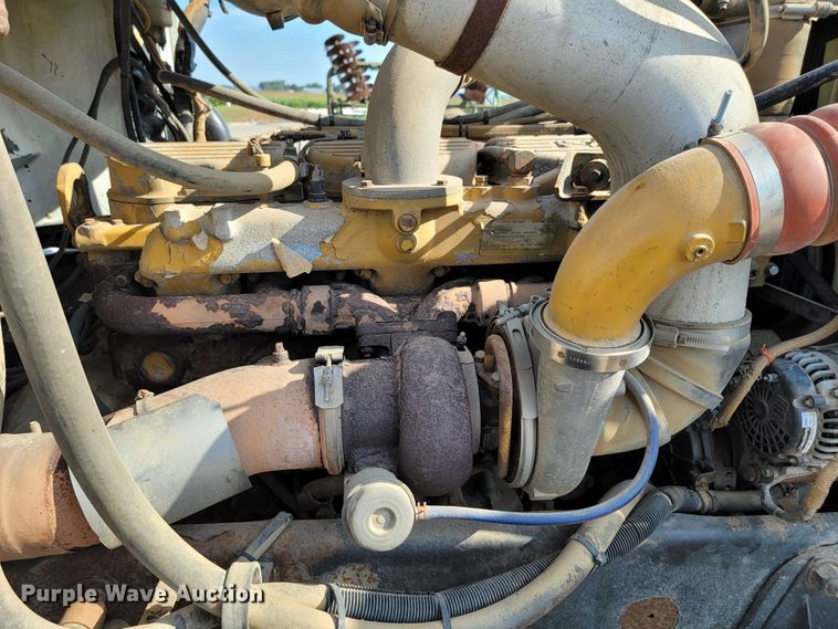 image for item JC9628 1999 Peterbilt 377  truck cab and chassis