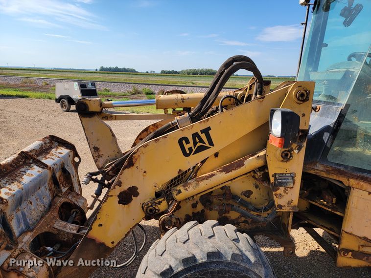 image for item JC9629 2006 Caterpillar 904B  wheel loader