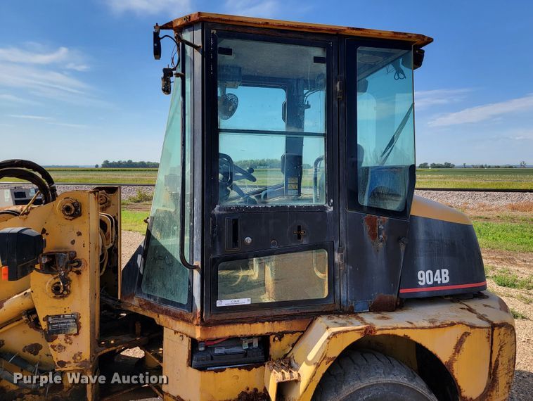 image for item JC9629 2006 Caterpillar 904B  wheel loader