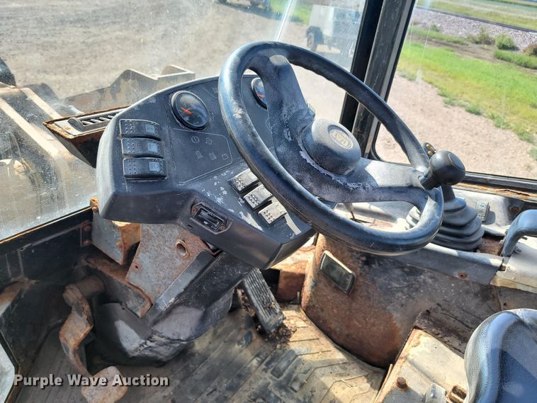 image for item JC9629 2006 Caterpillar 904B  wheel loader