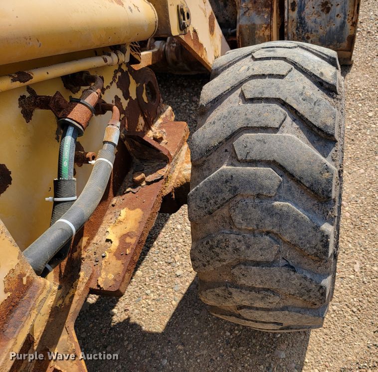 image for item JC9629 2006 Caterpillar 904B  wheel loader