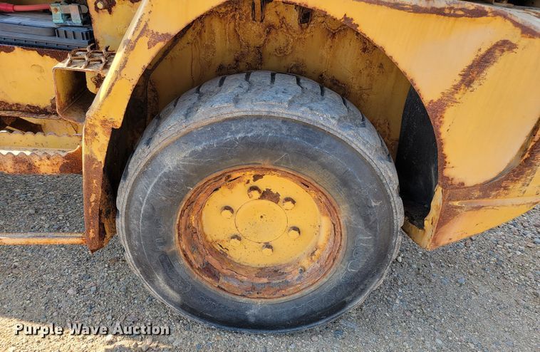 image for item JC9629 2006 Caterpillar 904B  wheel loader