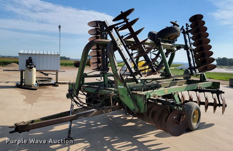 image for item JC9631 John Deere  double off-set disk