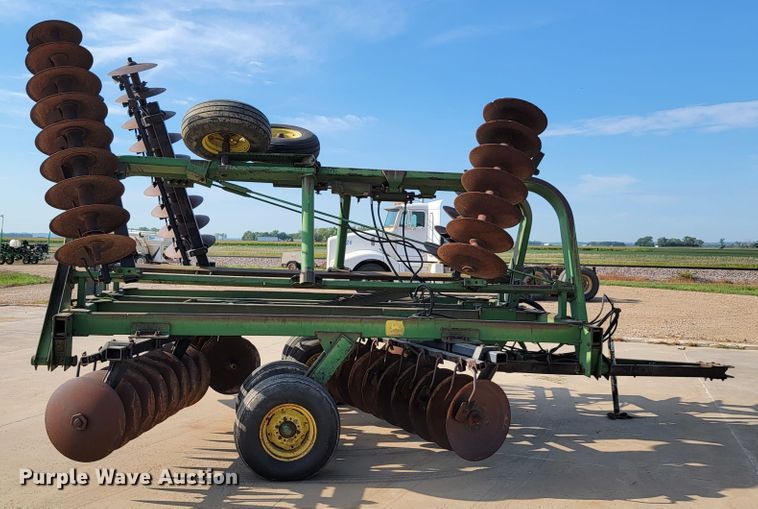 image for item JC9631 John Deere  double off-set disk
