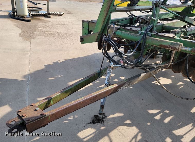 image for item JC9631 John Deere  double off-set disk