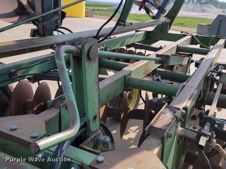 image for item JC9631 John Deere  double off-set disk