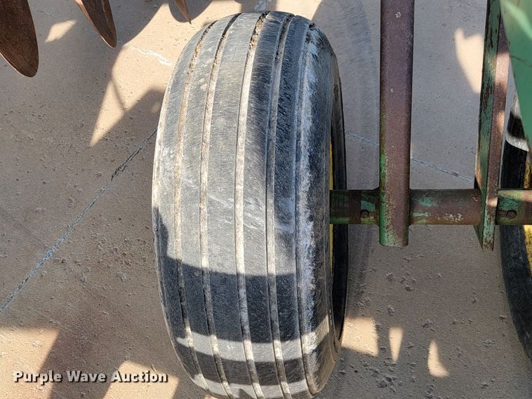 image for item JC9631 John Deere  double off-set disk