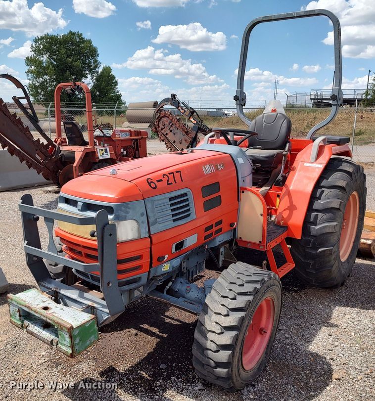 image for item JR9400 Kioti DK40  MFWD tractor