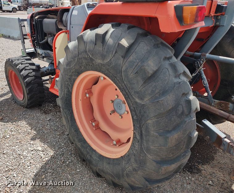 image for item JR9400 Kioti DK40  MFWD tractor