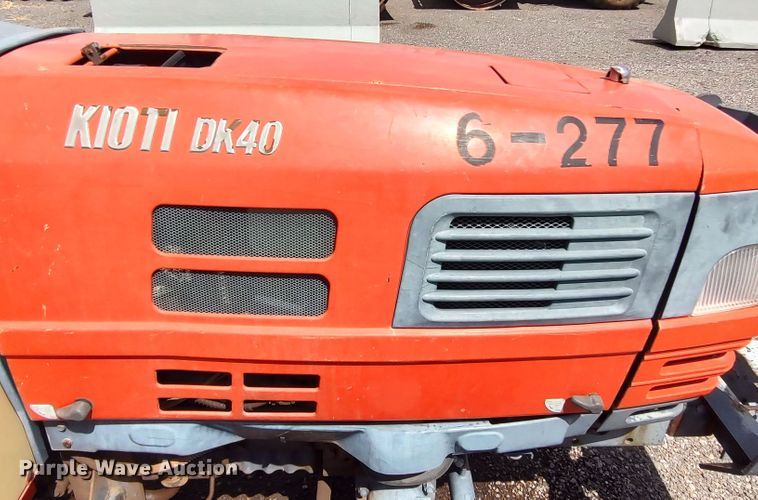 image for item JR9400 Kioti DK40  MFWD tractor