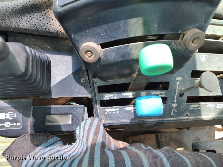 image for item JX9256 1991 Ford 8730  tractor