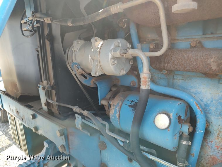 image for item JX9256 1991 Ford 8730  tractor