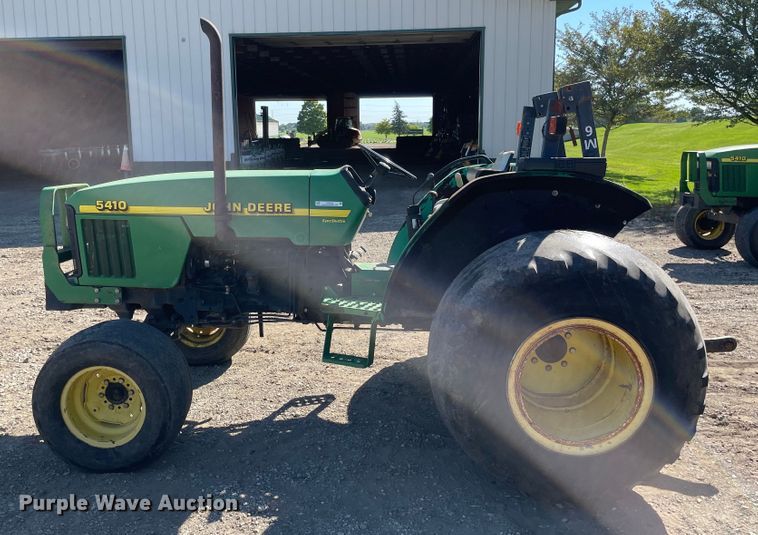 image for item KF9538 1998 John Deere 5410  tractor