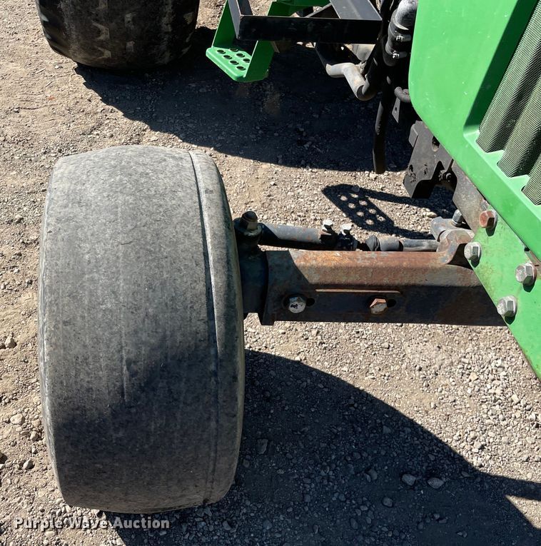 image for item KF9538 1998 John Deere 5410  tractor