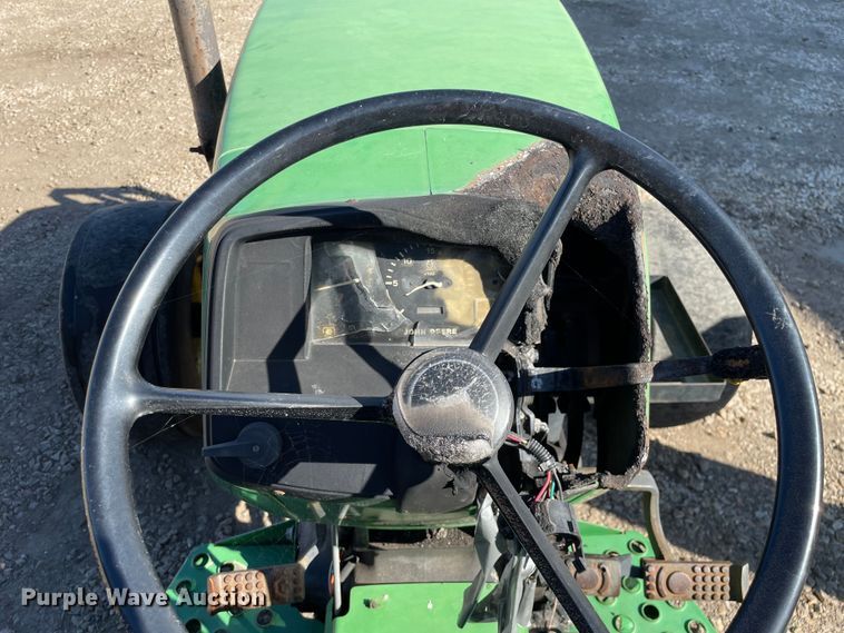 image for item KF9539 1999 John Deere 5410  tractor