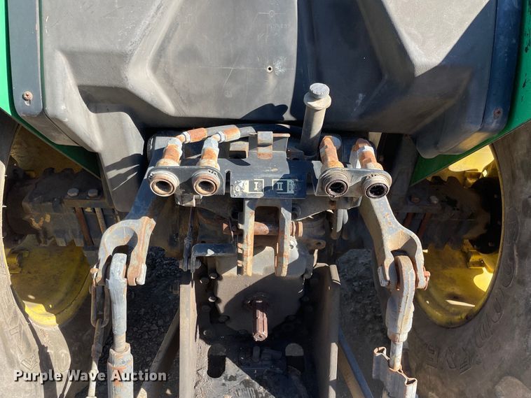 image for item KF9540 1994 John Deere 5300  tractor