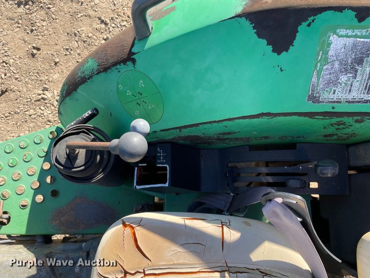 image for item KF9540 1994 John Deere 5300  tractor