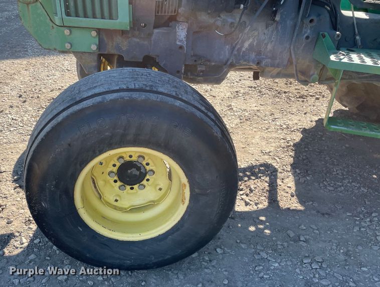 image for item KF9540 1994 John Deere 5300  tractor