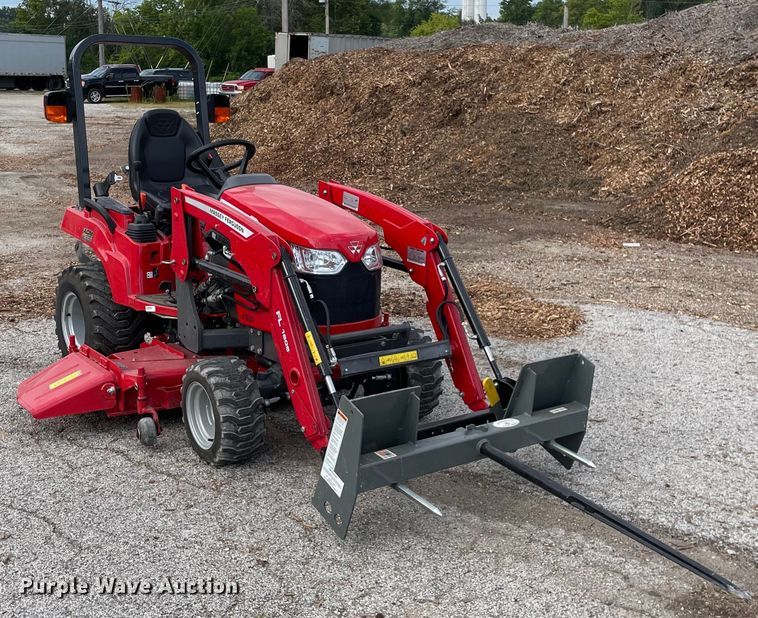 image for item KF9569 2021 Massey Ferguson GC1723E  tractor