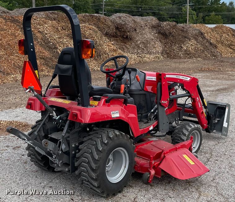 image for item KF9569 2021 Massey Ferguson GC1723E  tractor