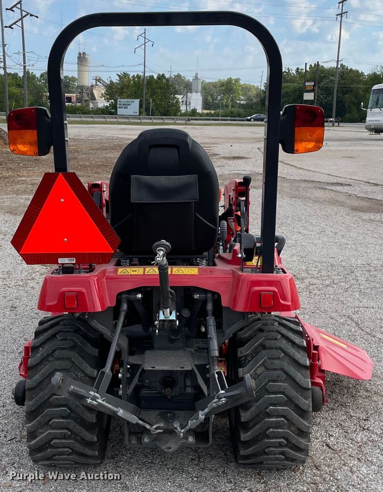 image for item KF9569 2021 Massey Ferguson GC1723E  tractor