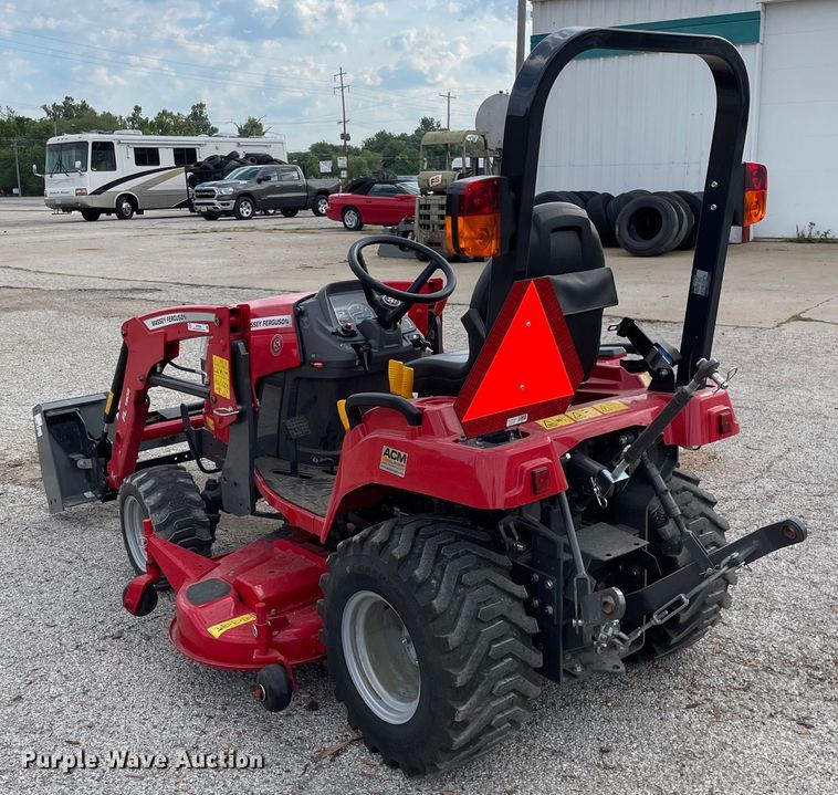 image for item KF9569 2021 Massey Ferguson GC1723E  tractor