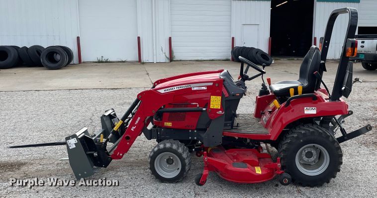 image for item KF9569 2021 Massey Ferguson GC1723E  tractor