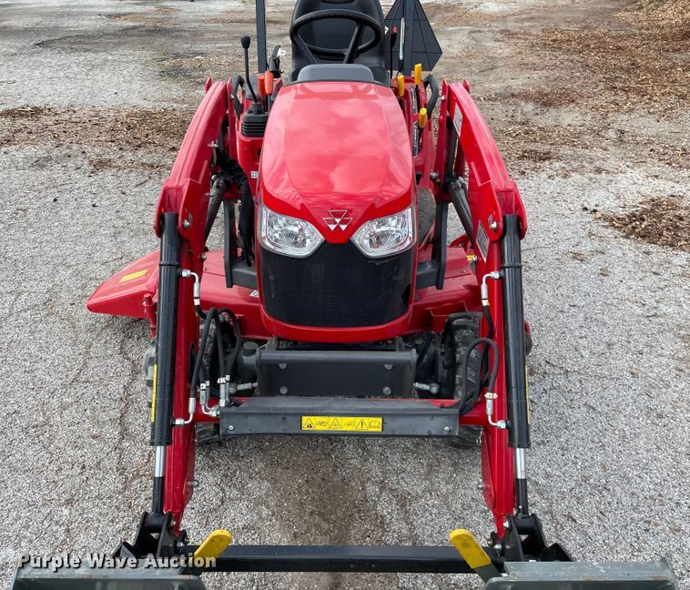 image for item KF9569 2021 Massey Ferguson GC1723E  tractor