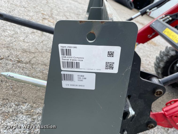 image for item KF9569 2021 Massey Ferguson GC1723E  tractor