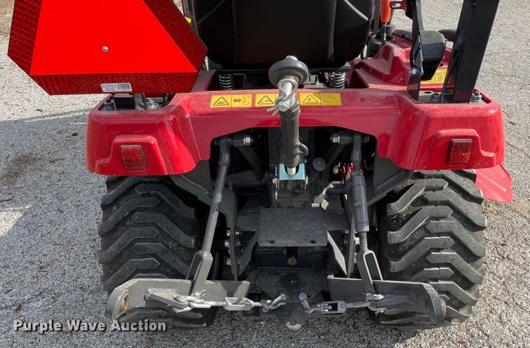 image for item KF9569 2021 Massey Ferguson GC1723E  tractor