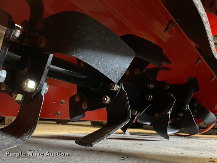 image for item KF9569 2021 Massey Ferguson GC1723E  tractor