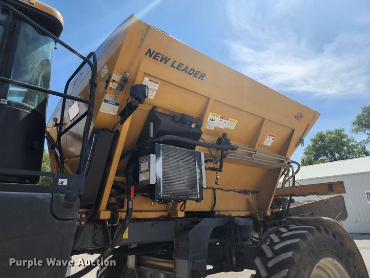 image for item KH9325 Rogator RG900  spreader