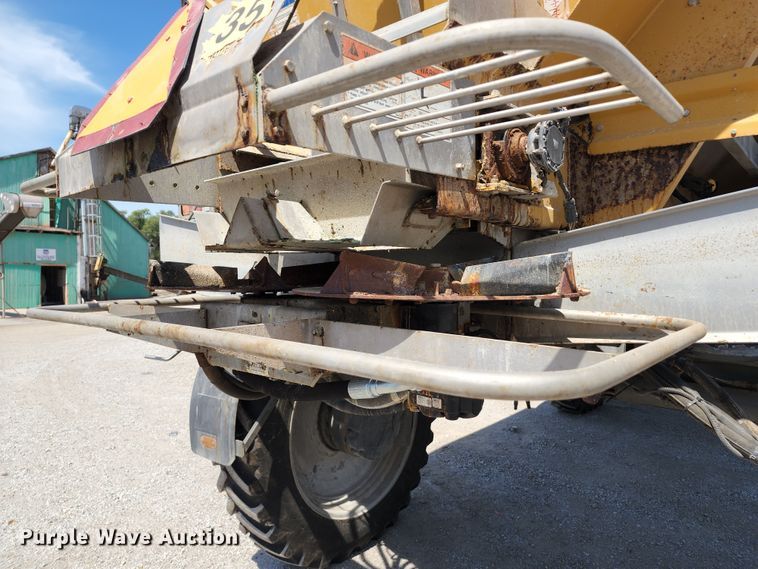 image for item KH9325 Rogator RG900  spreader