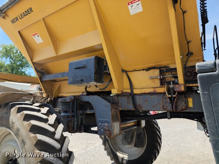 image for item KH9325 Rogator RG900  spreader