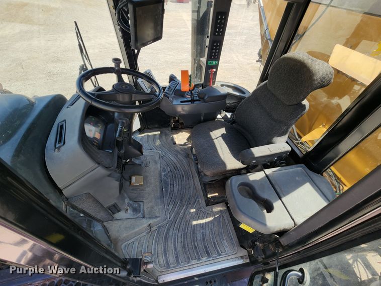 image for item KH9325 Rogator RG900  spreader