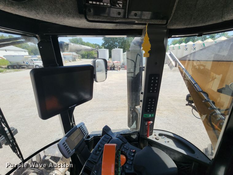 image for item KH9325 Rogator RG900  spreader