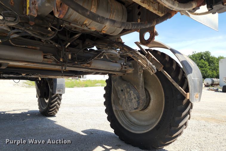 image for item KH9325 Rogator RG900  spreader