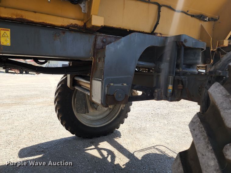 image for item KH9325 Rogator RG900  spreader