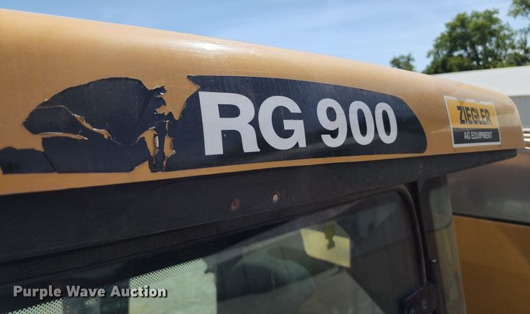 image for item KH9325 Rogator RG900  spreader