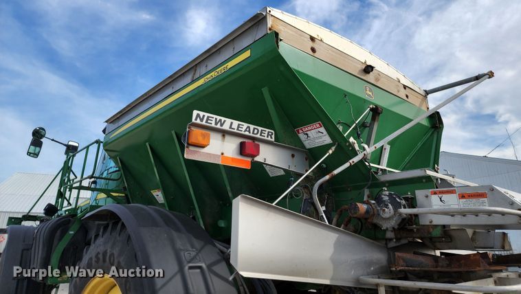 image for item KH9329 2014 John Deere 4940  applicator