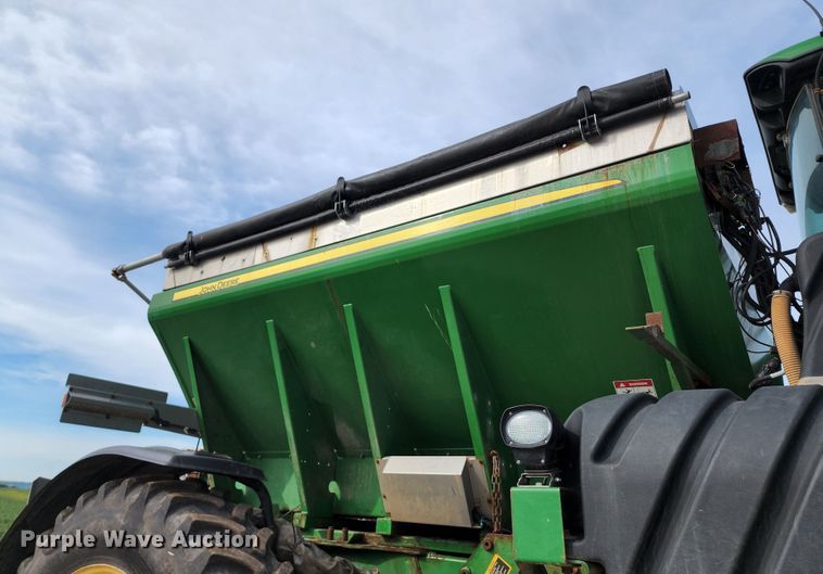 image for item KH9329 2014 John Deere 4940  applicator