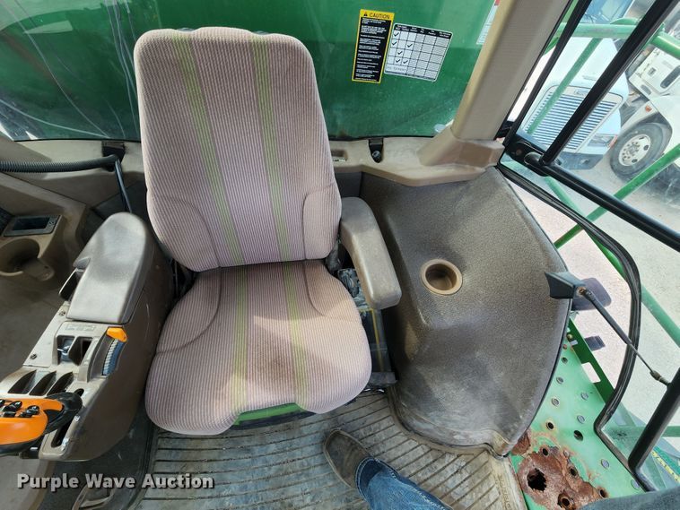 image for item KH9329 2014 John Deere 4940  applicator