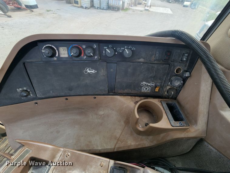 image for item KH9329 2014 John Deere 4940  applicator