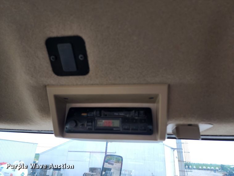 image for item KH9329 2014 John Deere 4940  applicator